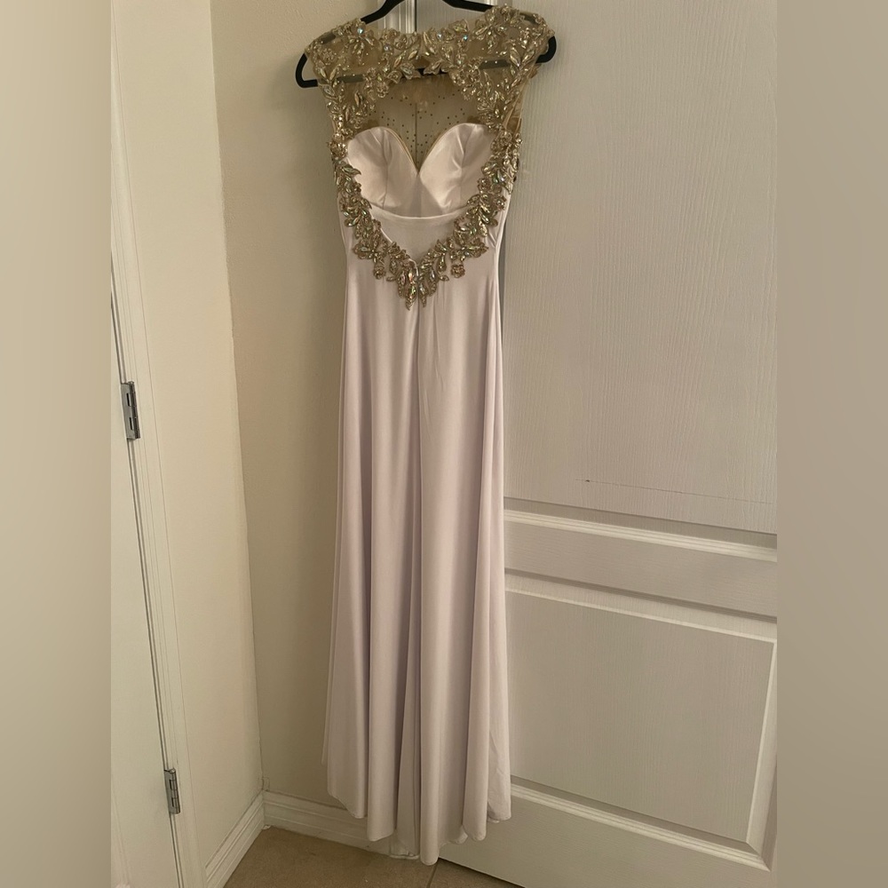 Formal Dress - Picture 2 of 4